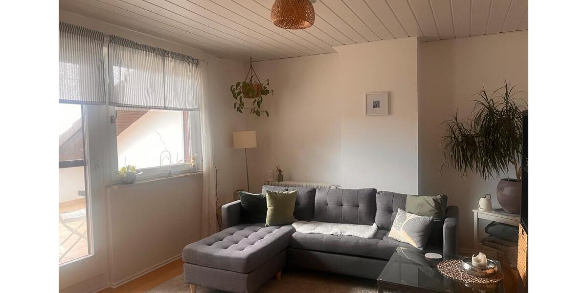 Dachgeschoßwohnung Bruchköbel - 3 Zimmer, 60 m&sup2;, 990&euro; | Angebot:26506870