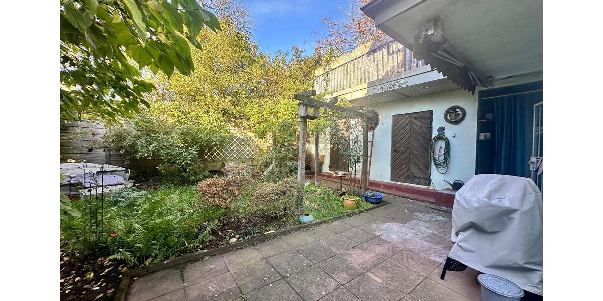 Rodenhof 4-5 Zimmer Altbau Wohnung mit Garten Terrasse WG möglich 5 zimmer