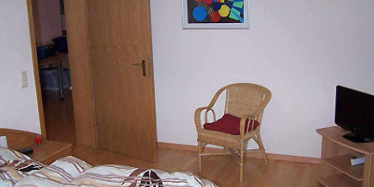 Etagenwohnung Hetzerath - 3 Zimmer, 91 m&sup2;, 185.000&euro; | Angebot:25674305