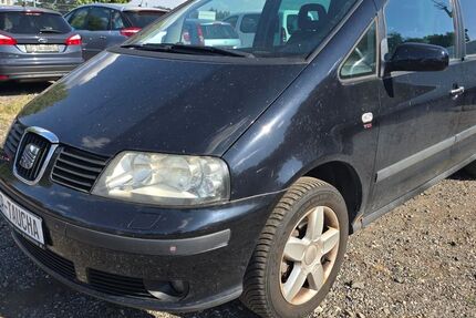 Seat Alhambra 202.180 km 1.500 &euro; Taucha 04425