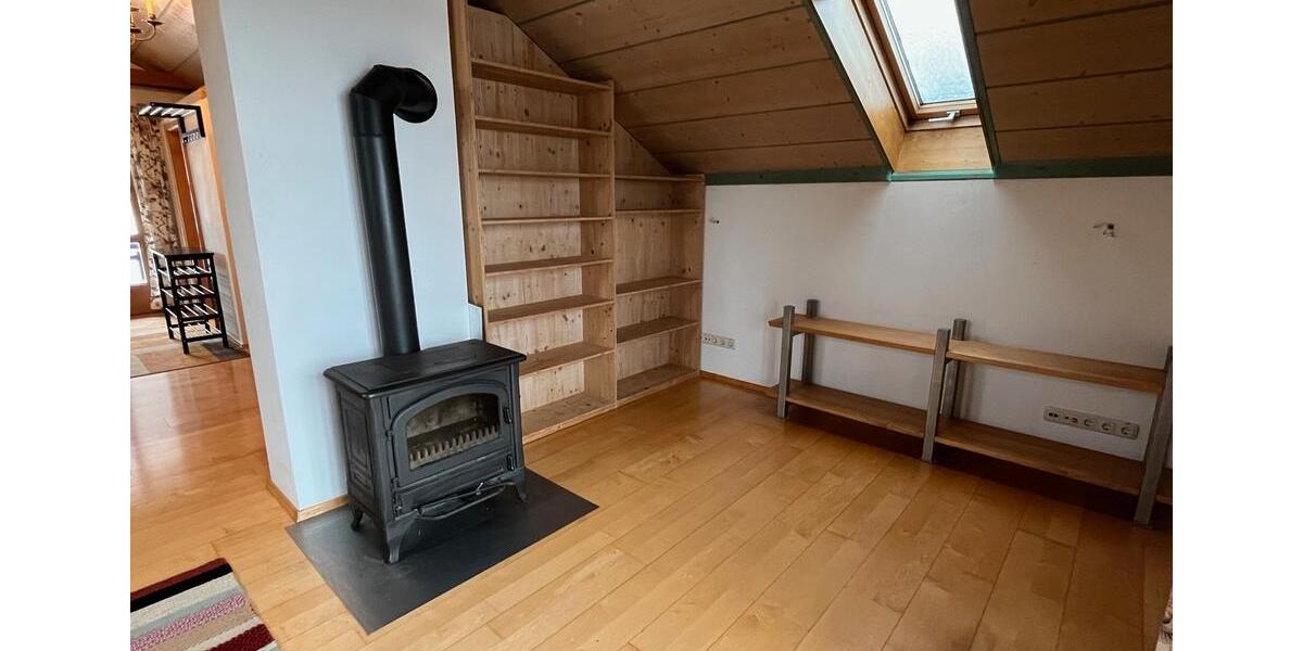 Mansardenwohnung in Scheuerhof, Burghausen 1 zimmer