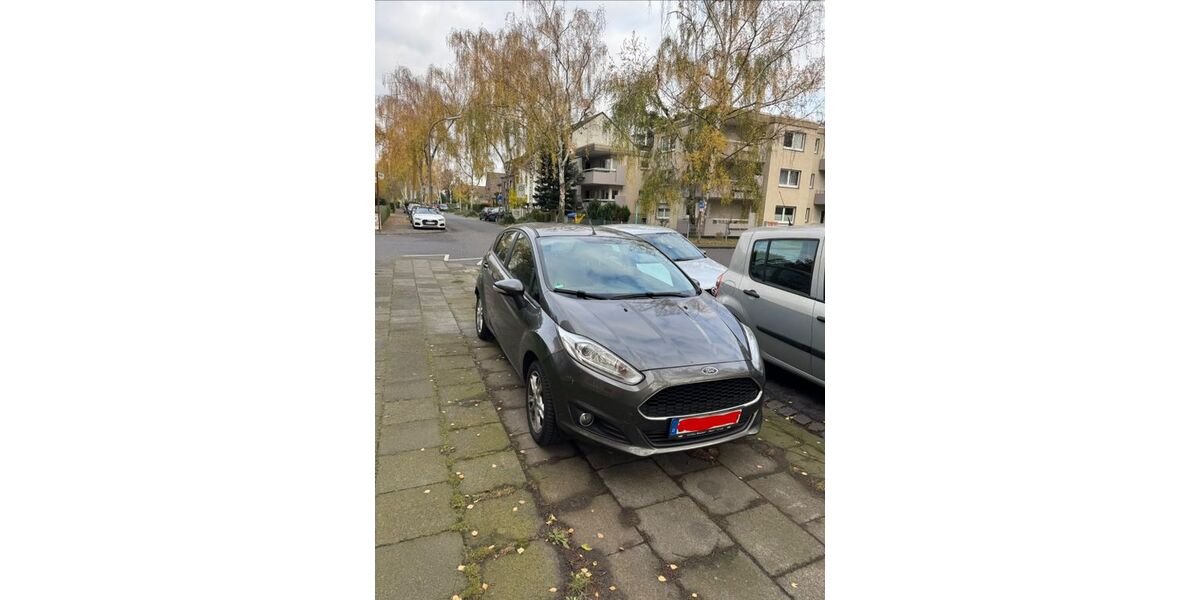 Ford Fiesta 85.000 km 6.900 &euro; Bonn 53227