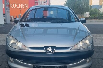 Peugeot 206 81.302 km 1.850 &euro; Offenburg 77652