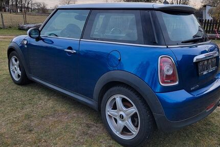 Mini Cooper 158.640 km 2.800 &euro; Rohrberg 38489