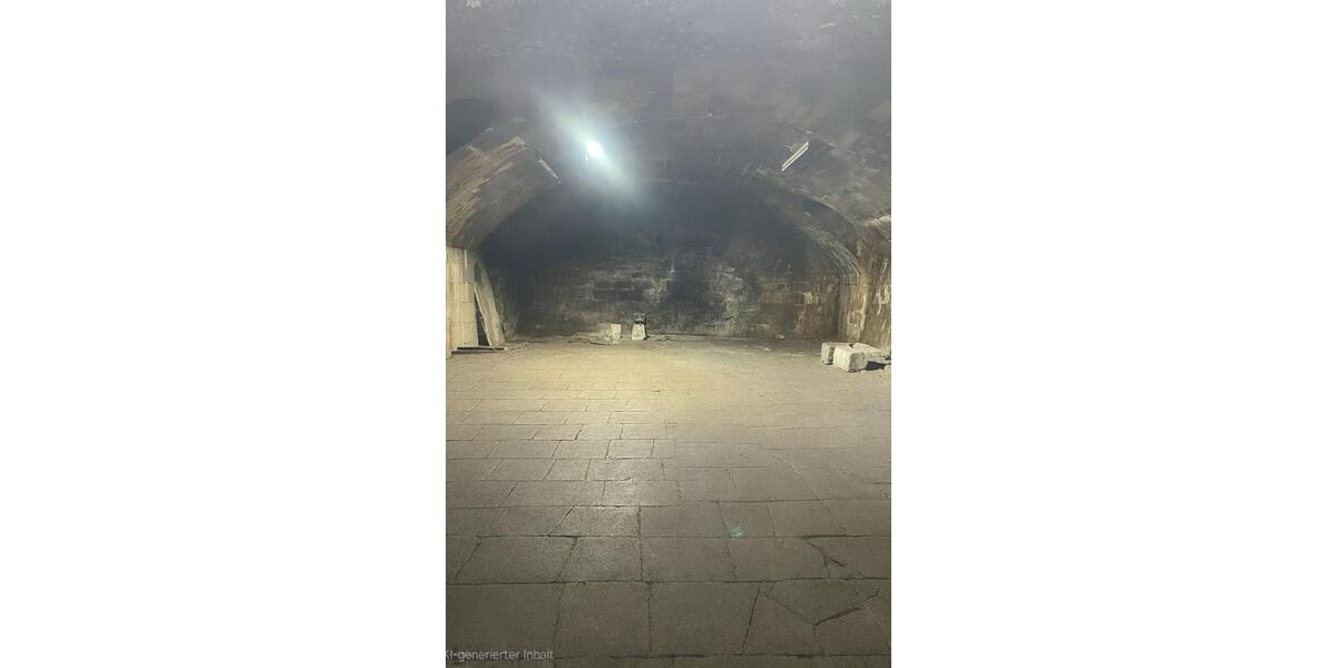 Großer Lagerraum Gewölbekeller zimmer