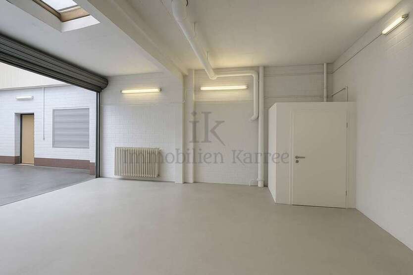Halle in Frechen 1.790 € 320 m²