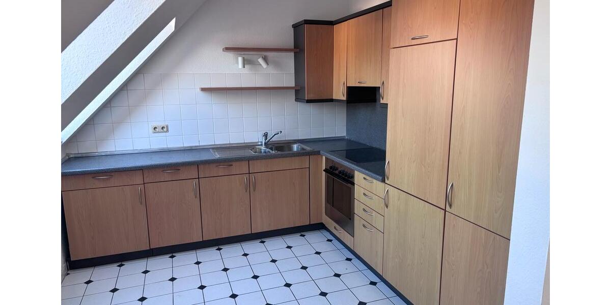 Dachgeschoßwohnung Pforzheim Büchenbronn - 2 Zimmer, 58 m&sup2;, 890&euro; | Angebot:26672442