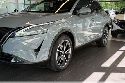 Nissan Qashqai 72.975 km 24.880 &euro; Dresden 01067