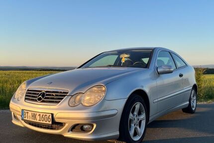 Mercedes-Benz CLK 220 276.000 km 2.000 &euro; Eckersdorf 95488