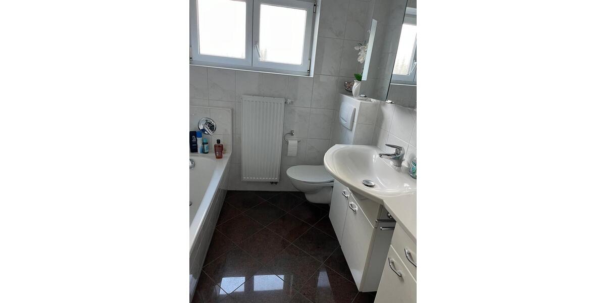 Einfamilienhaus Freudenberg - 8 Zimmer, 150 m&sup2;, 290.000&euro; | Angebot:26223470