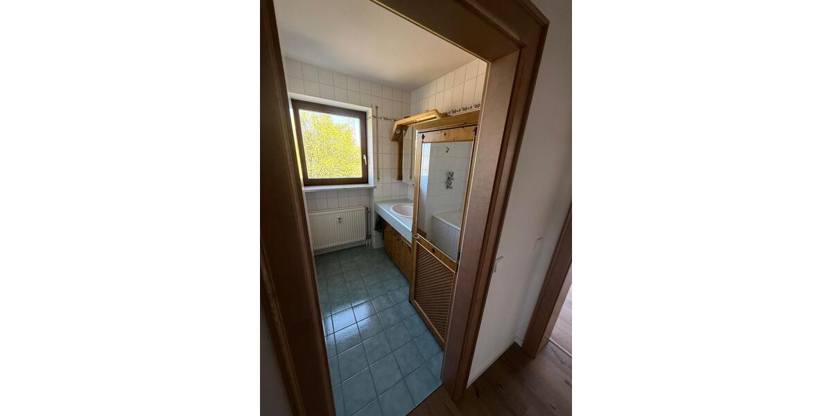 Etagenwohnung Stadtbergen - 3 Zimmer, 91 m&sup2;, 1.255&euro; | Angebot:26312175