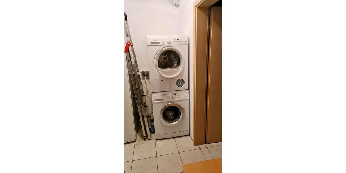 Möblierte frisch renovierte 2 Zimmer Souterrainwohnung 2 zimmer