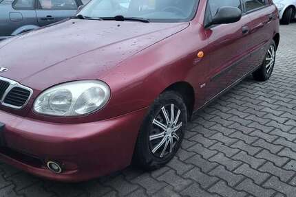 Daewoo Lanos 94.000 km 899 &euro; Elsteraue 06729