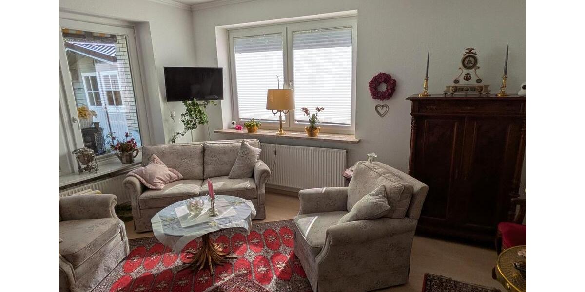 Erdgeschoßwohnung Heide - 4 Zimmer, 86 m&sup2;, 900&euro; | Angebot:26395598