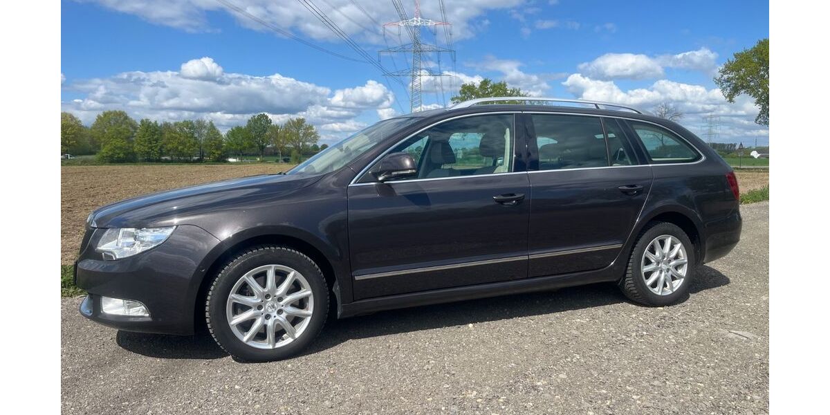 Skoda Superb 281.000 km 5.400 &euro; Krefeld 47809