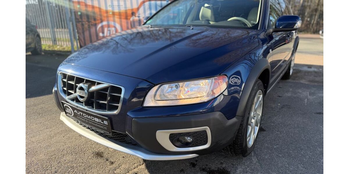 Volvo XC70 239.230 km 10.990 &euro; Trappenkamp 24610