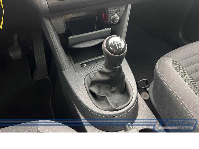 VW Caddy 1.2 TSI Soccer Trendline*5Sitzer*RFK*CarPl 182.093 km 7.480 € Berlin 13187