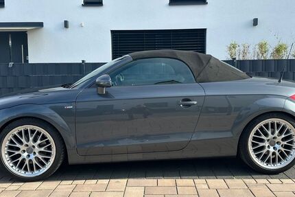 Audi TT 215.500 km 5.490 &euro; Darmstadt 64283