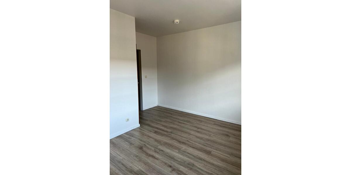 Etagenwohnung Mönchengladbach Süd - 4 Zimmer, 115 m&sup2;, 270.000&euro; | Angebot:26398013