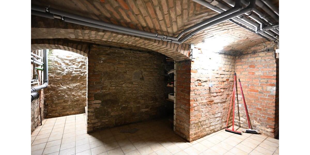 Einfamilienhaus Bernburg (Saale) - 7 Zimmer, 120 m&sup2;, 199.000&euro; | Angebot:26848490
