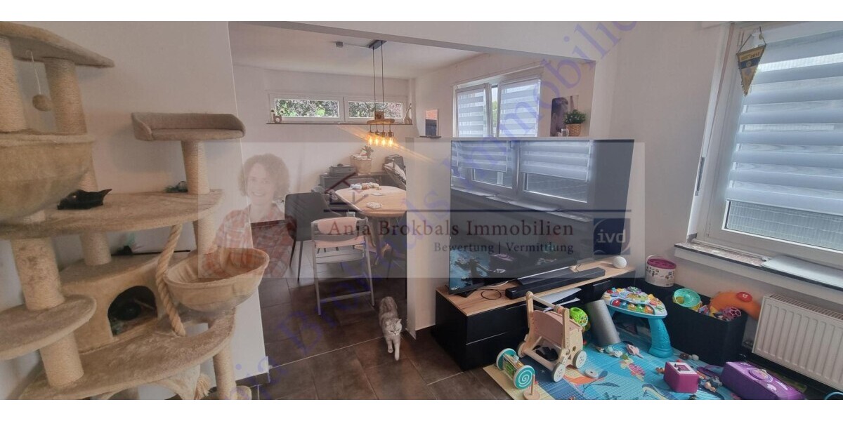 Zweifamilienhaus mit ausgebautem DG und mit 3 Garagen in Harsewinkel, provisionsfrei für Käufer - Zweifamilienhaus Harsewinkel | Angebot:22458103