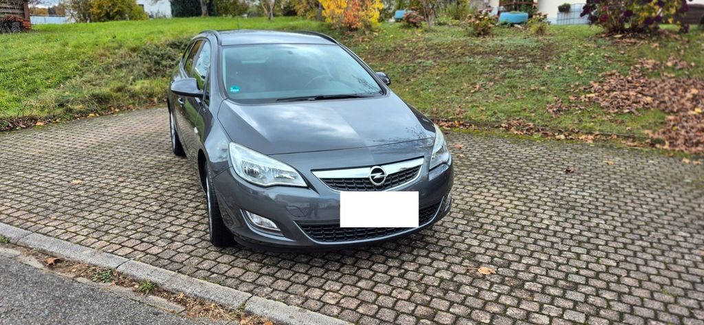 Opel Astra 112.000 km 5.450 &euro; Görwihl 79733