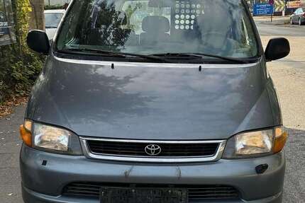 Toyota Hiace 254.765 km 4.200 € Hamburg 20537
