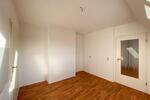 Dachgeschoßwohnung Naumburg (Saale) - 3 Zimmer, 79 m&sup2;, 500&euro; | Angebot:25719590