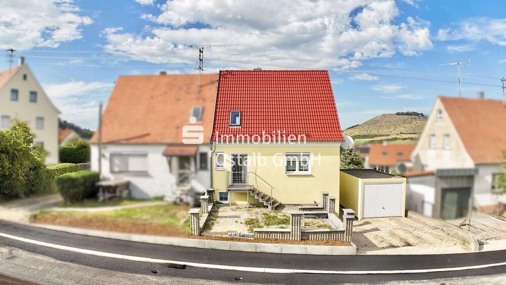 Einfamilienhaus Bopfingen - 4 Zimmer, 100 m&sup2;, 220.000&euro; | Angebot:27481540