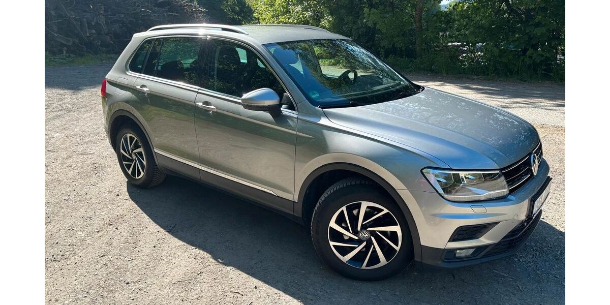 VW Tiguan 72.817 km 18.850 &euro; Schmallenberg 57392