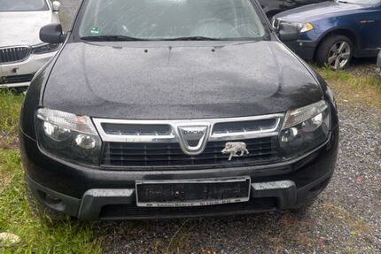 Dacia Duster 141.000 km 3.800 &euro; Eschhofen 65552