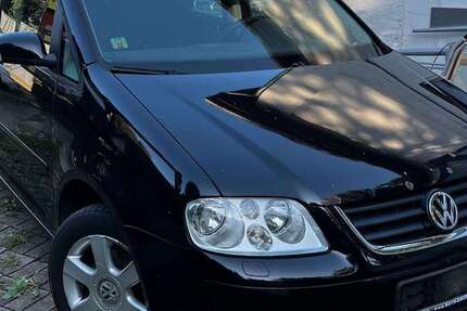 VW Touran 279.000 km 1.800 &euro; Hamburg 20539