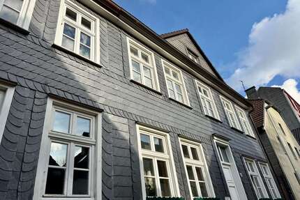Haus zum Kaufen in Iserlohn 599.000 € 400 m²