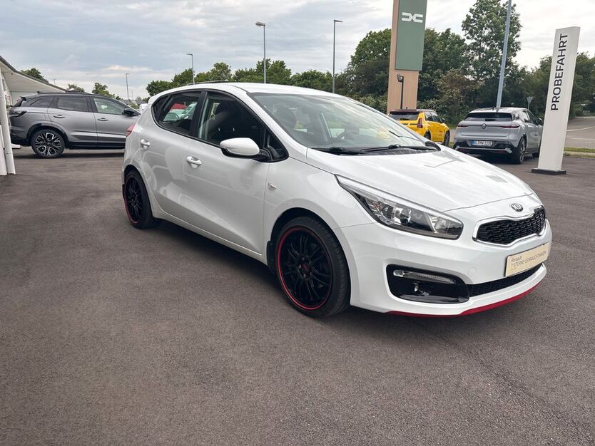 Kia ceed / Ceed 81.518 km 8.290 € Schömberg 72355