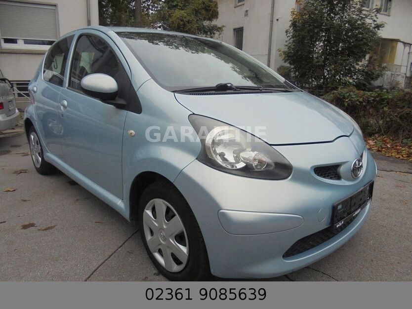 Toyota Aygo (X) 79.000 km 3.890 € Recklinghausen 45659