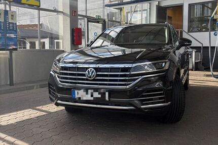 VW Touareg 175.000 km 36.200 € Hannover 30655
