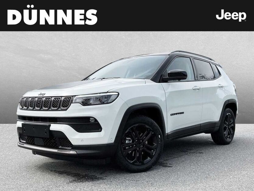 Jeep Compass 6.000 km 33.590 € Regensburg 93059