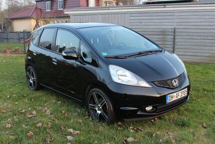 Honda Jazz 126.000 km 3.950 &euro; Bassum 27211