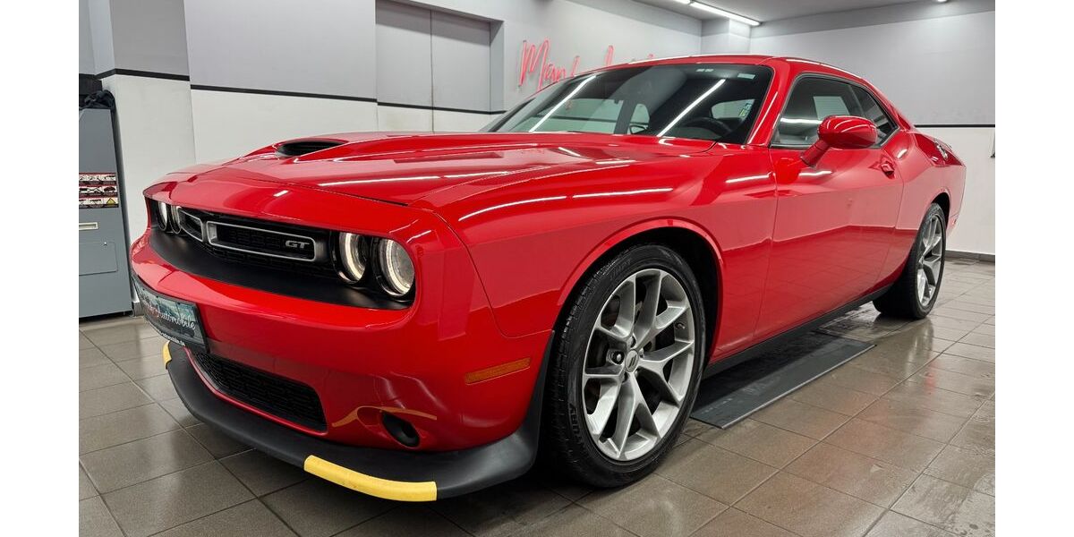 Dodge Challenger 49.038 km 32.880 &euro; München 81243