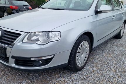VW Passat 187.245 km 2.490 € Soest 59494
