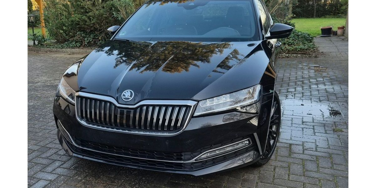 Skoda Superb 114.000 km 21.800 &euro; Ganderkesee 27777