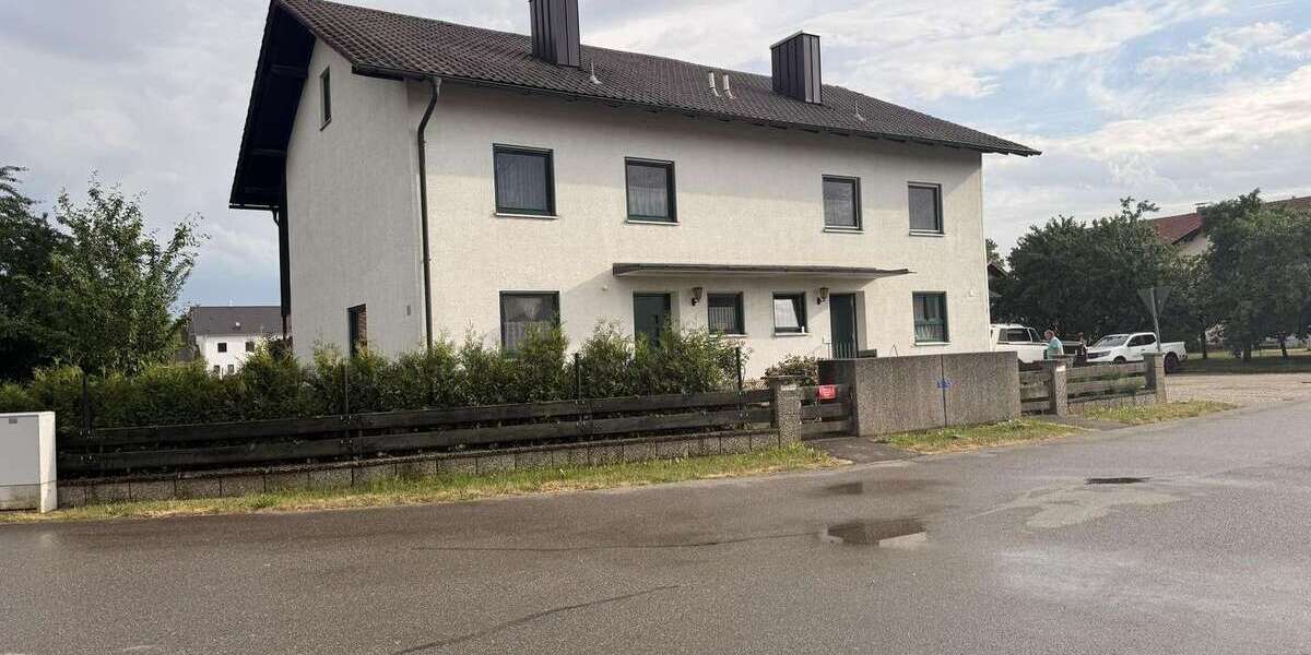 Einfamilienhaus Mühldorf - 11 Zimmer, 158 m&sup2;, 1.650&euro; | Angebot:26767351