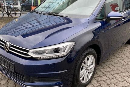 VW Touran 235.000 km 15.500 &euro; Nürnberg 90443