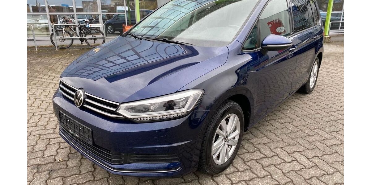 VW Touran 235.000 km 15.500 &euro; Nürnberg 90443