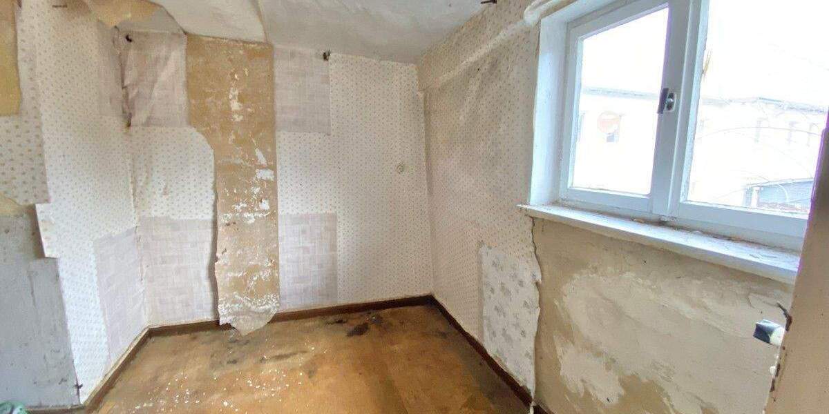 Mehrfamilienhaus, Wohnhaus Gnoien - 7 Zimmer, 109 m&sup2;, 19.900&euro; | Angebot:26128155