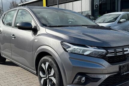 Dacia Sandero 6.400 km 18.990 &euro; Wiesmoor 26639