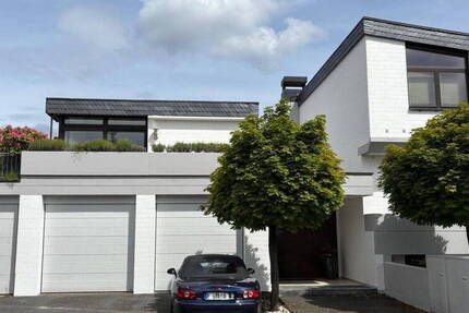 Haus Kronberg im Taunus Schönberg - 1 Zimmer, 410 m&sup2;, 2.195.000&euro; | Angebot:26685848
