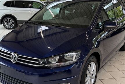VW Touran 147.179 km 15.999 &euro; Buxtehude 21614