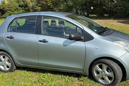 Toyota Yaris 118.000 km 3.300 € Bad Waldsee 88339