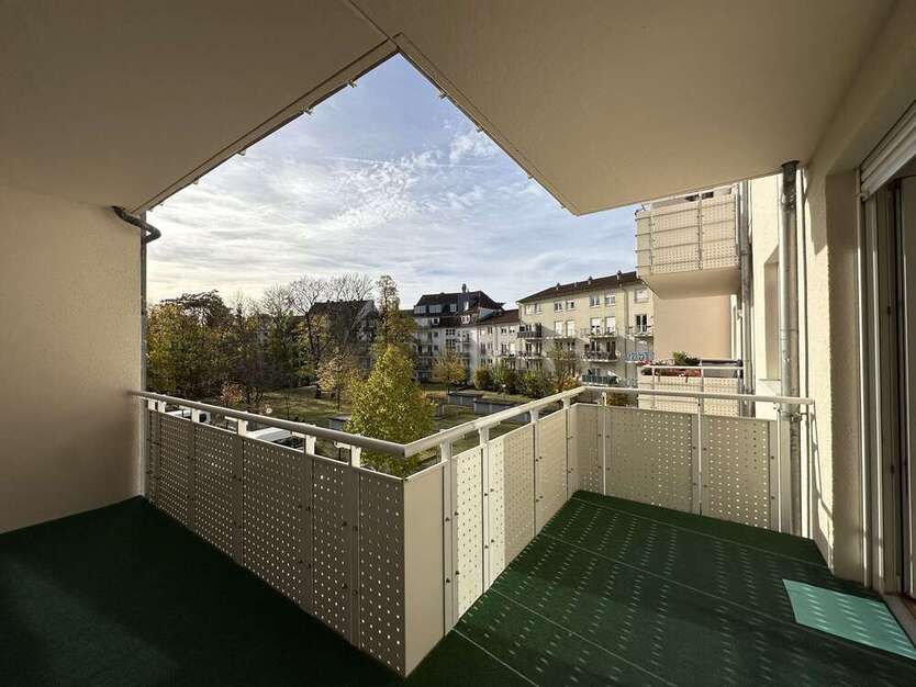 Wohnung zum Kaufen in Leipzig 245.000 € 90.65 m² 3 zimmer